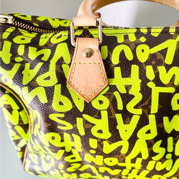 Rare LOUIS VUITTON Monogram Graffiti Speedy 30 neon green LV bag Sprouse - Picture 3 of 17